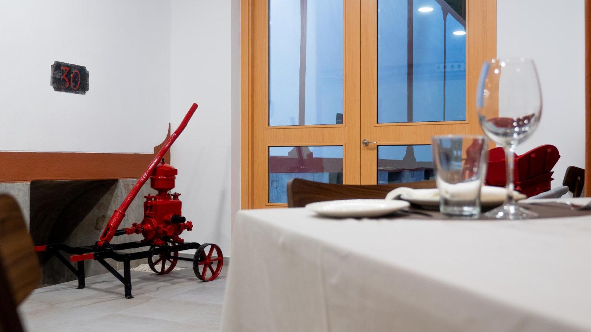 La Hospederia - El Provencio Hotel Екстериор снимка