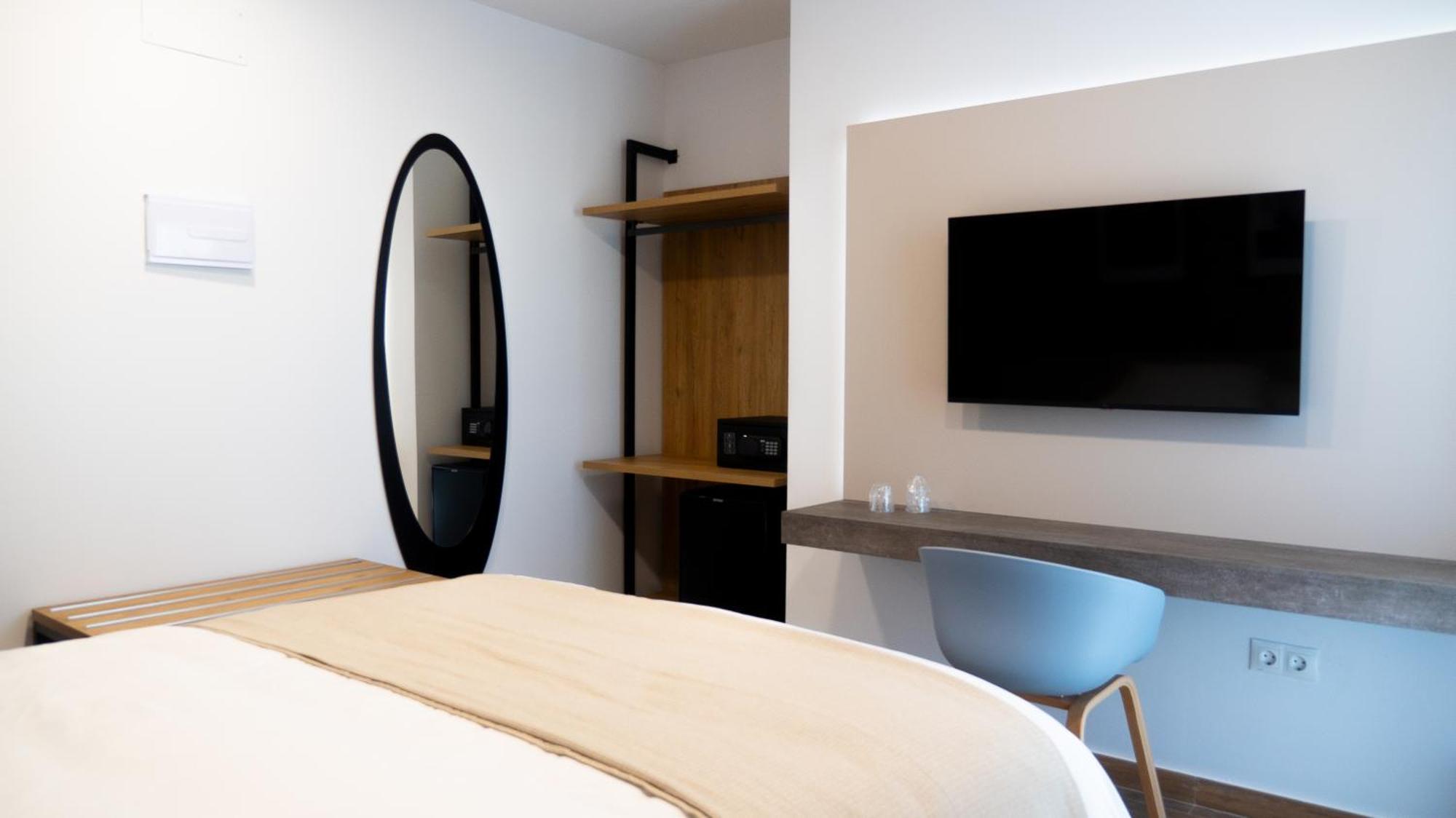 La Hospederia - El Provencio Hotel Екстериор снимка