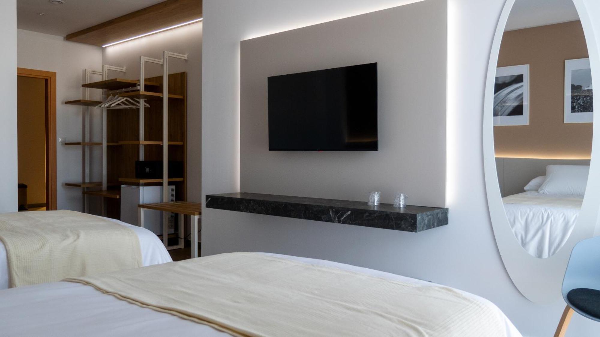 La Hospederia - El Provencio Hotel Екстериор снимка