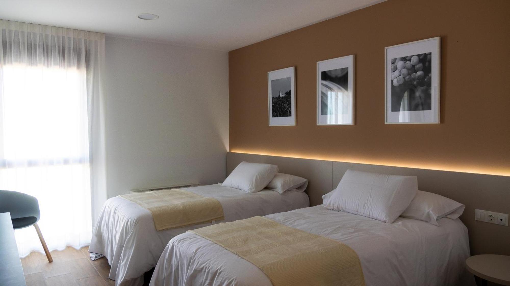 La Hospederia - El Provencio Hotel Екстериор снимка